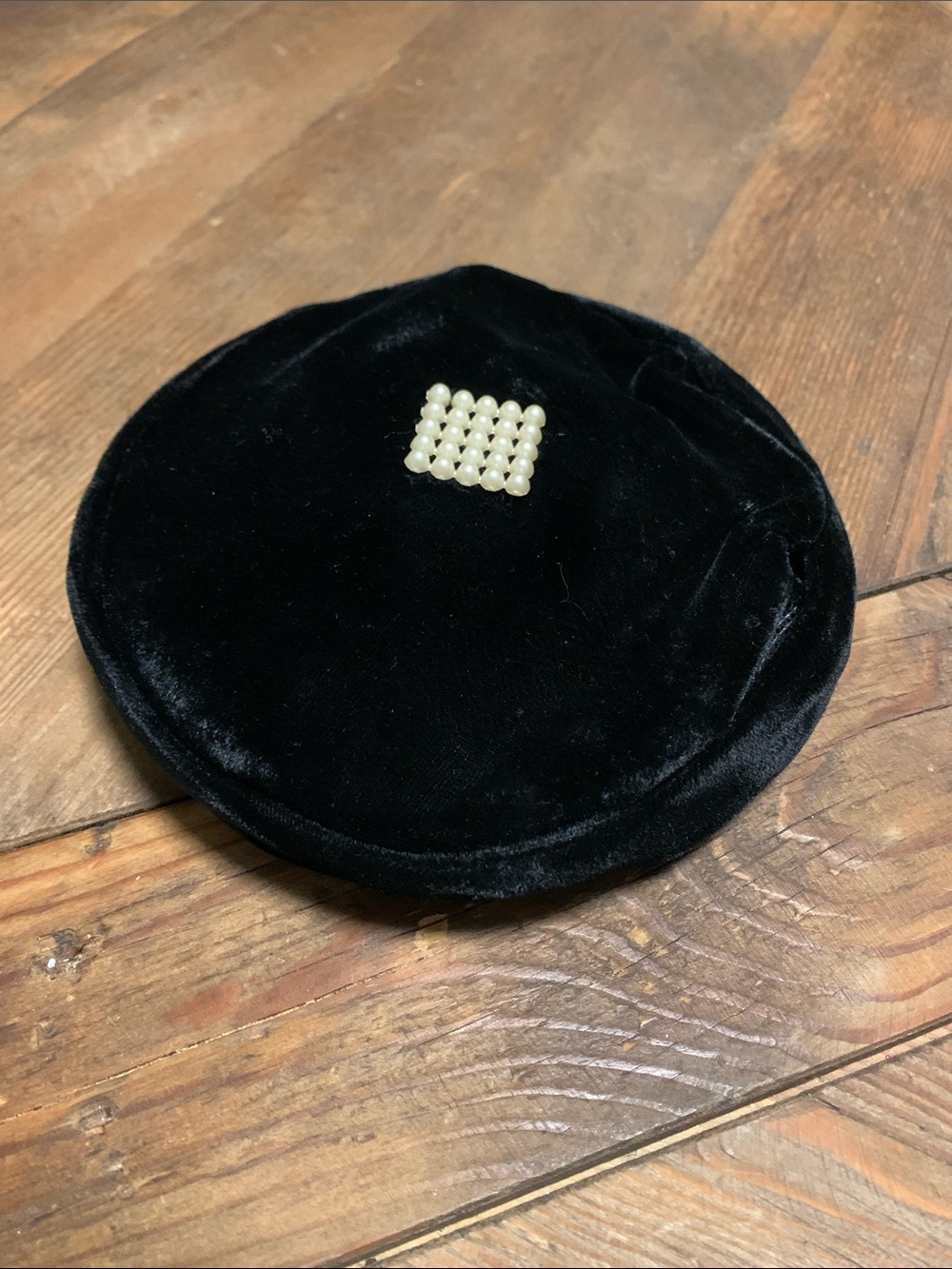 Vintage black velvet beaded hat - Picture 1 of 4